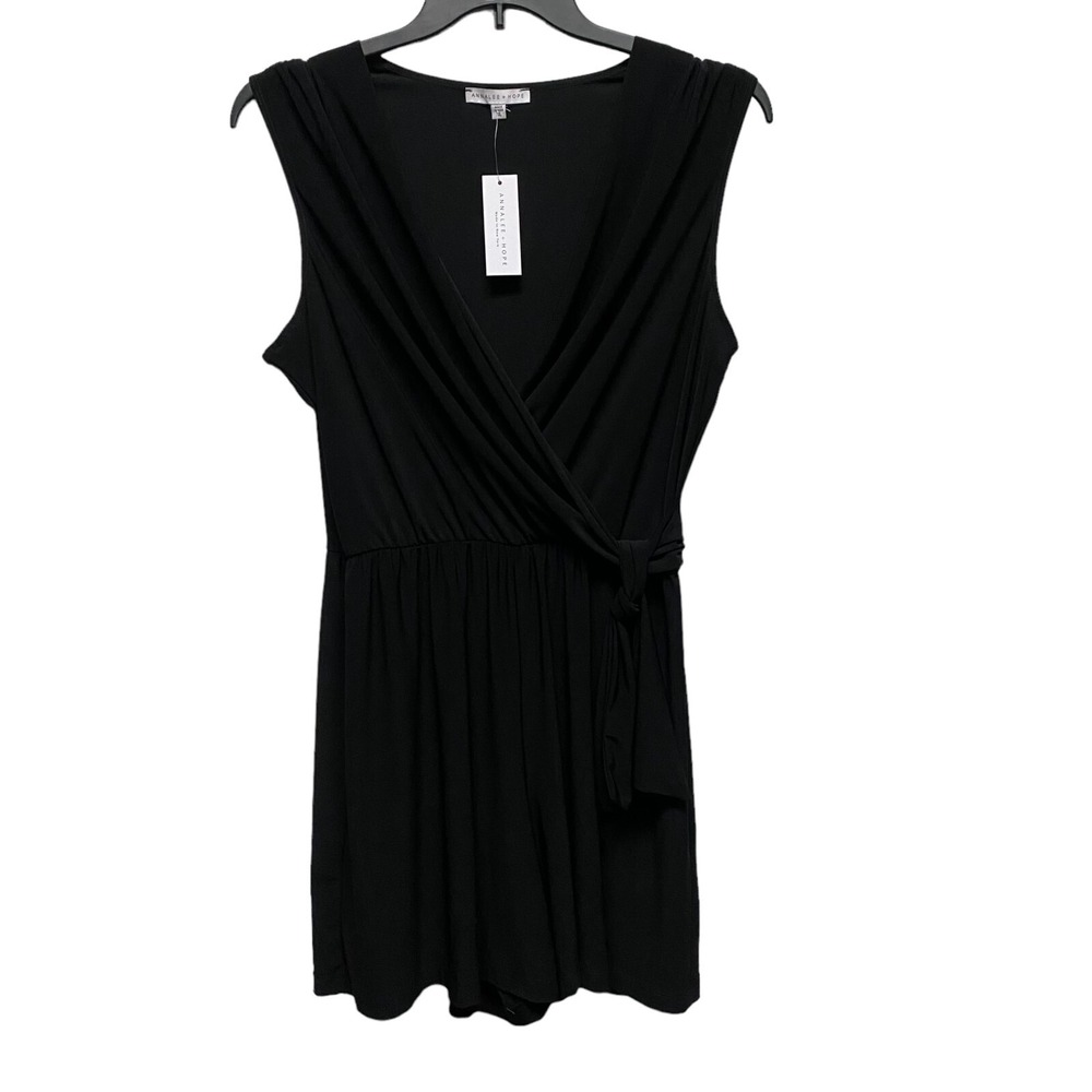 Annalee +‎ Hope Jumpshort Black Sleeveless Faux Wrap V Neck Women's XL One Piece